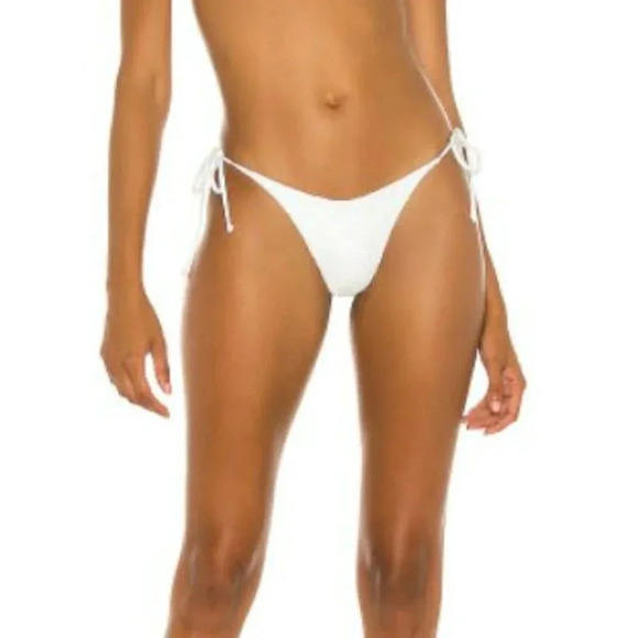 L*Space Indiana Bikini Top and Lennox Classic Bottoms, gloss - Picture 11 of 16